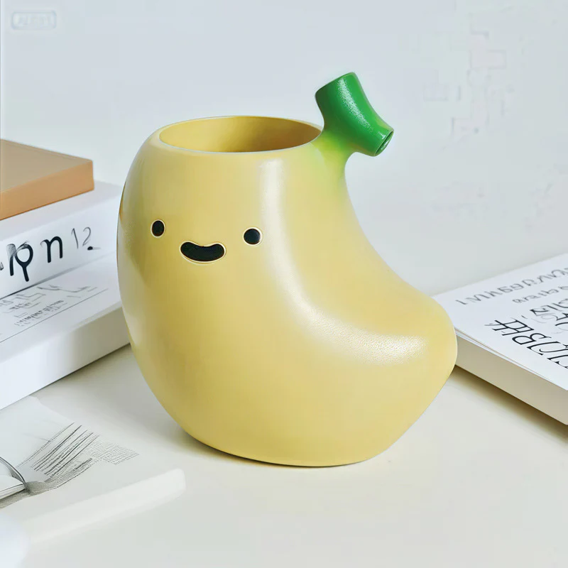 Cute banana pen holder, desktop makeup brush storage ornament, decoration - Image 3
